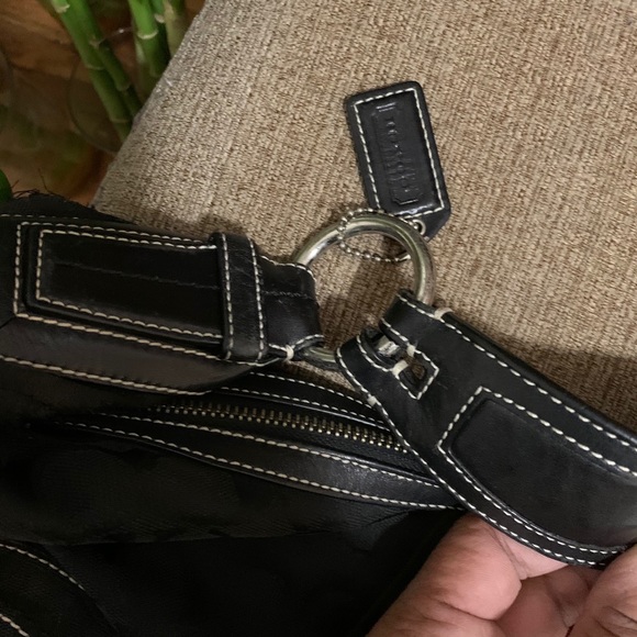 Coach Signature Small Hobo Bag - Picture 7 of 10